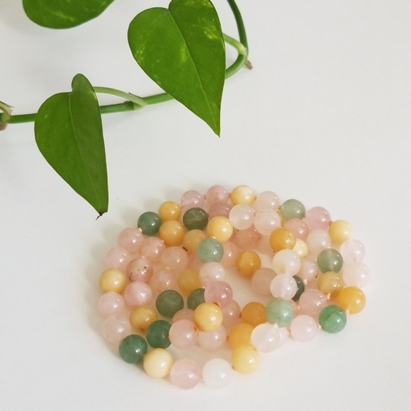 Pink necklace - Picture 2 of 3